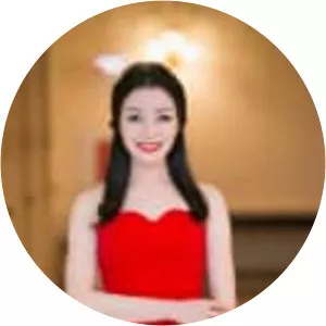 Pham Thu Ha (Phạm Thu Hà)