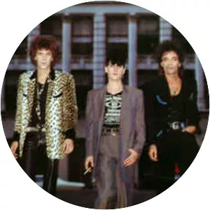 Phantom, Rocker & Slick