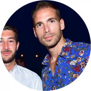 Phil Riportella - Simon Huck's husband