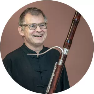 phoebe carrai rainer johannsen - Musical artist