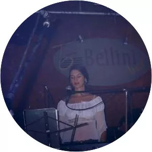 Phoebe Naufsika Condos