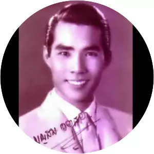 Phon Phirom - Thai singer