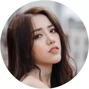 Phung Khanh Linh (Phùng Khánh Linh)