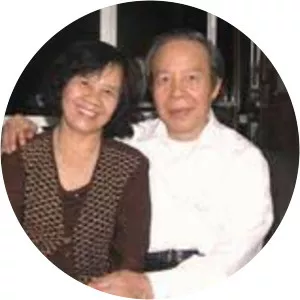 Phung Ngoc Hung - Poet