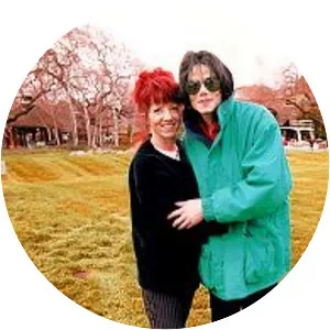 Pia Bhatti - Omer Bhatti's mother