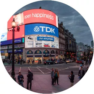 Piccadilly Circus - 
