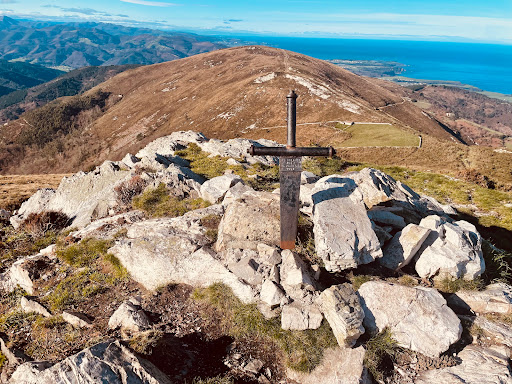 Pico Paradiella  - Hiking area in Spain