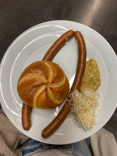 Piegger Landmetzgerei - Butcher shop deli