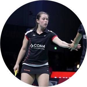 PIEK Selena/SEINEN Cheryl photograph