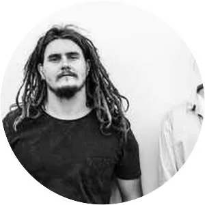 Pierce Brothers - Musical group