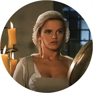 Pierścień i róża - 1987 ‧ Comedy music/Romance ‧ 2h 16m