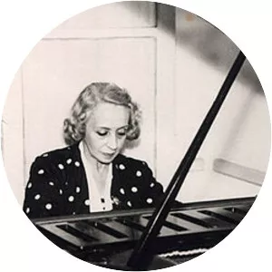 Pilar Bayona López de Ansó - Spanish pianist