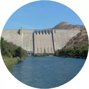 Pine Flat Dam