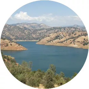 Pine Flat Lake
