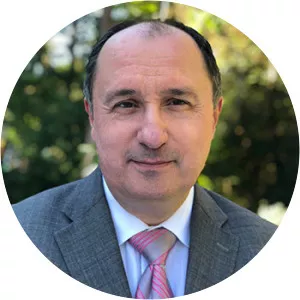 Piotr Piecuch - Chemist