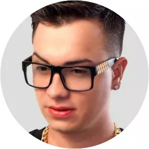 Pipe Erre - Musical artist