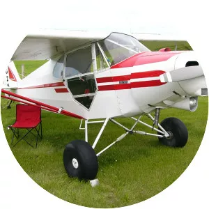 Piper J-5 - Plane model