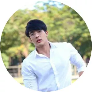 Pirapat Watthanasetsiri