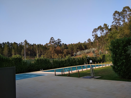Piscina e Parque de Lazer Codessoso