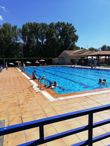 Piscinas Municipales de Cembranos