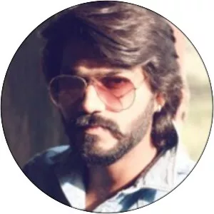 Piyush Mehroliyaa - Musical artist