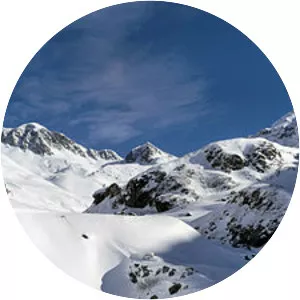 Piz Campagnung - Mountain in Switzerland