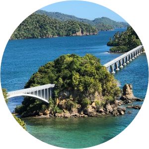 Playa Cayacoa - Public Beach