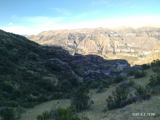 Plaza de armas Taucabamba - Park in Peru