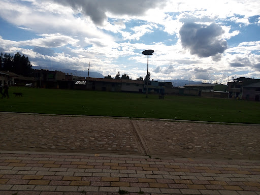 Plaza de Hualhuas - Tourist attraction in the Hualhuas District, Peru
