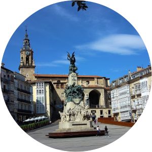 Plaza de la Virgen Blanca