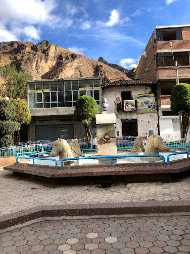 Plaza Yananaco - Park in Huancavelica, Peru