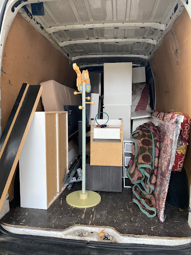 PLog - Shipping service in Maia, Portugal