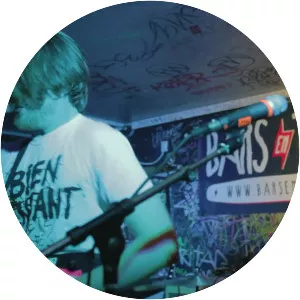 Pogo Car Crash Control