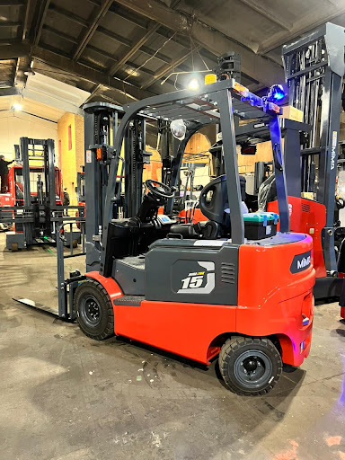 Pogruzchikmsk - Forklift dealer in Chasovnya, Russia