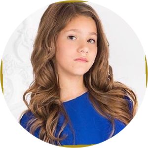 Polina Aksyonova photograph