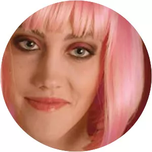 Polina Aug - Actress