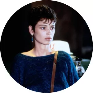 Polly Eltes - Musical artist