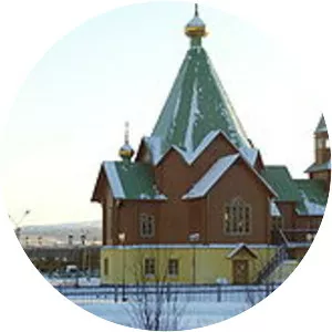 Polyarnyye Zori (Polyarnıye Zori)