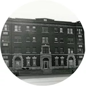 Ponchartrain Apartments - Apartment in Detroit, Michigan
