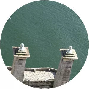 Ponte Pensil - Bridge in Porto