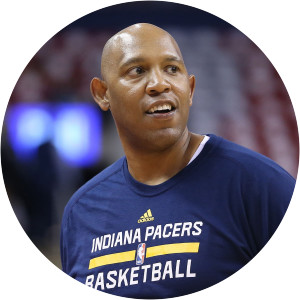 Popeye Jones - American professional basketball coach