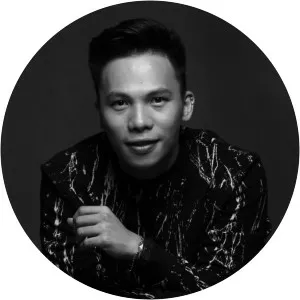 Poppert Bernadas - Singer