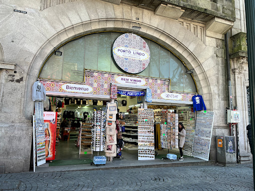 Porto Lindo - Souvenir store in Porto, Portugal