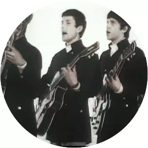 Poyushchiye Gitary - Rock band