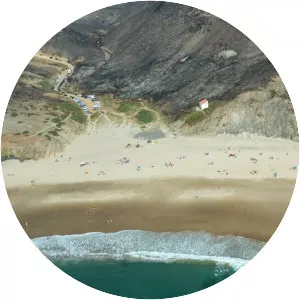 Praia de Vale Figueira - 