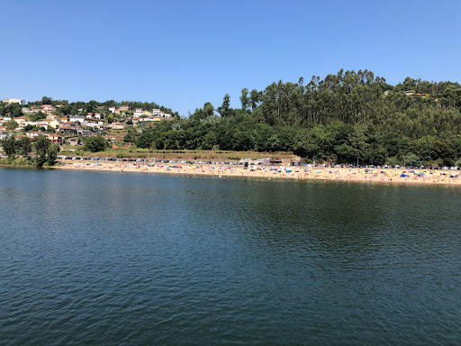 Praia Fluvial de Zebreiros - Lake shore swimming area in Portugal