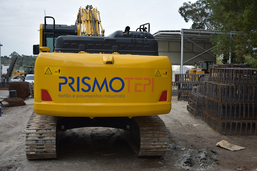 PRISMOTEPI - Warehouse in Lagoa, Portugal