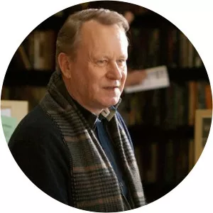 Professor Selvig