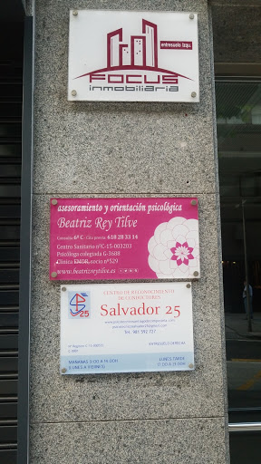 Psicotecnico Salvador 25 - Medical certificate service in Santiago, Spain