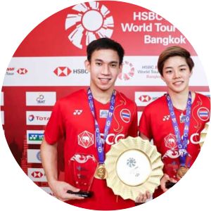 PUAVARANUKROH Dechapol/TAERATTANACHAI Sapsiree photograph